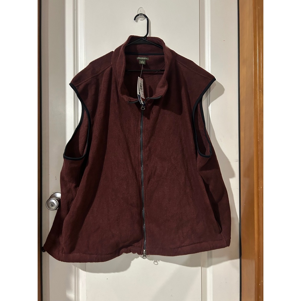 Great Northwest 4x Men's Burgundy Vest , zip up, collared